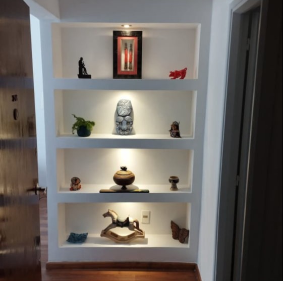 Mueble en Yeso
